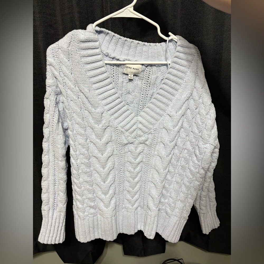 Pink Rose V-Neck Cable Knit Sweater in Light Blue